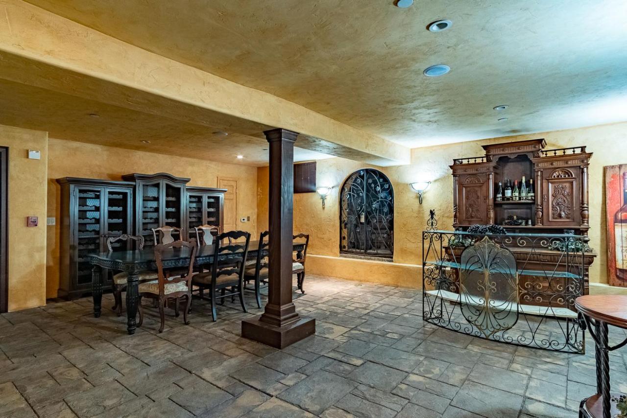 Chateau Coralini Salinas Bagian luar foto